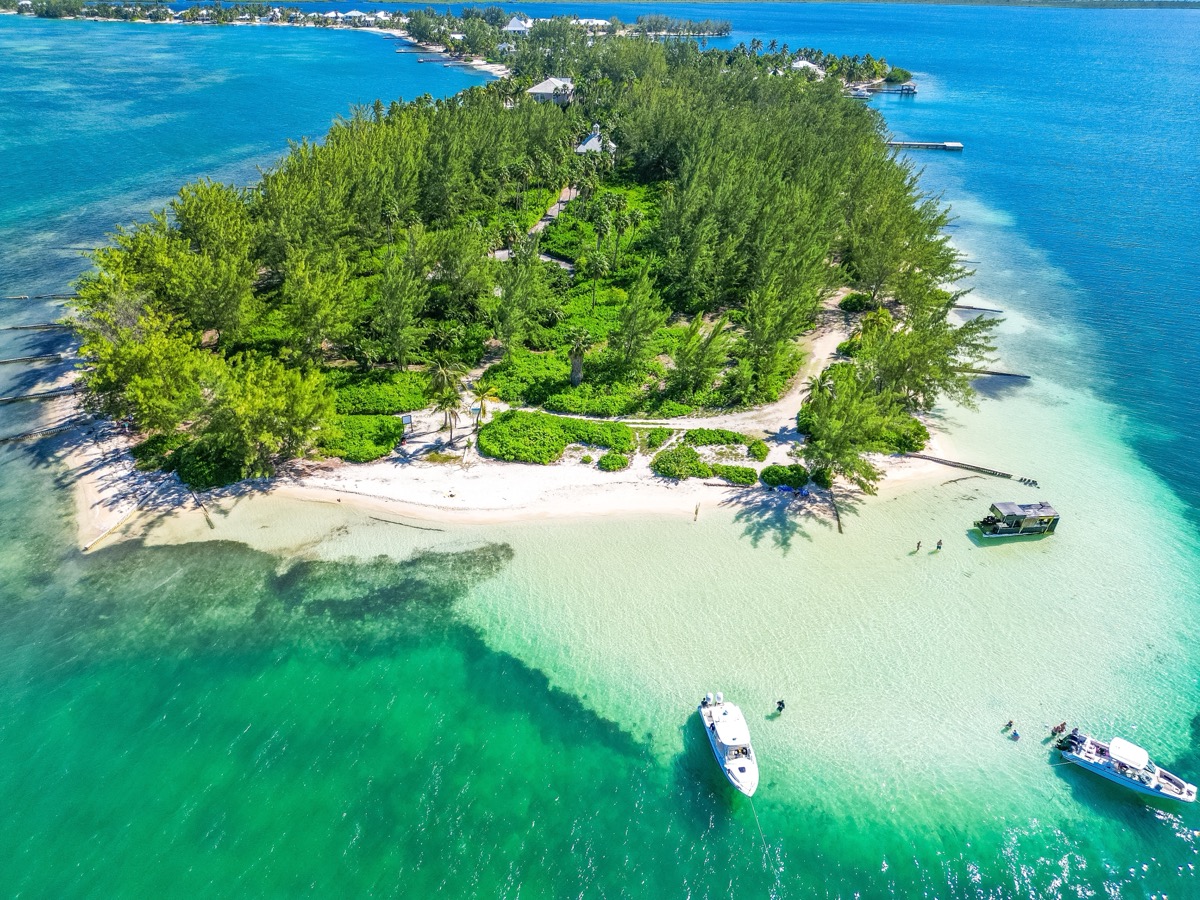 Luxury resort in Grand Cayman